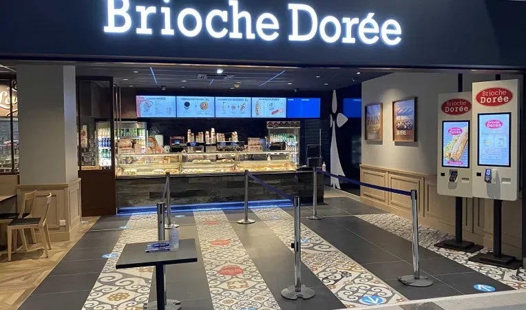 Boutiques et restaurants zone publique - Brioche dorée