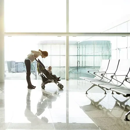 Conseils pour voyager avec un bébé - Aéroport Nantes Atlantique