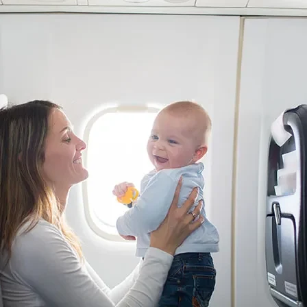 Conseils pour voyager avec un bébé - Aéroport Nantes Atlantique